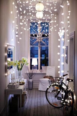 25-Gorgeous-Ways-to-Use-Christmas-Lights-4