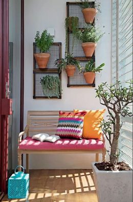 53-Mindblowingly-Beautiful-Balcony-Decorating-Ideas-to-Start-Right-Away-homesthetics.net-decor-ideas-48