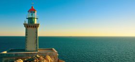 HAPPY-OUTSIDE-FATOYROY-DIASHMOI-FAROI-STHN-ELLADA-FB